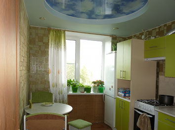 Фото двухуровнего натяжного потолка на кухне